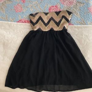 Black sequin dress Boutique |SM|